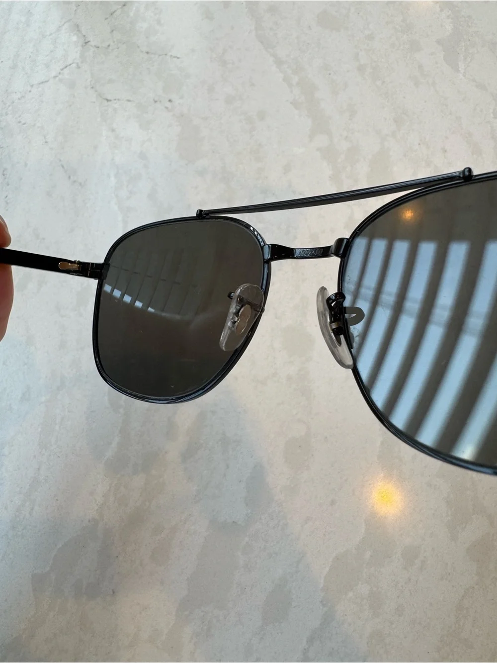 Ray-Ban sleek ray